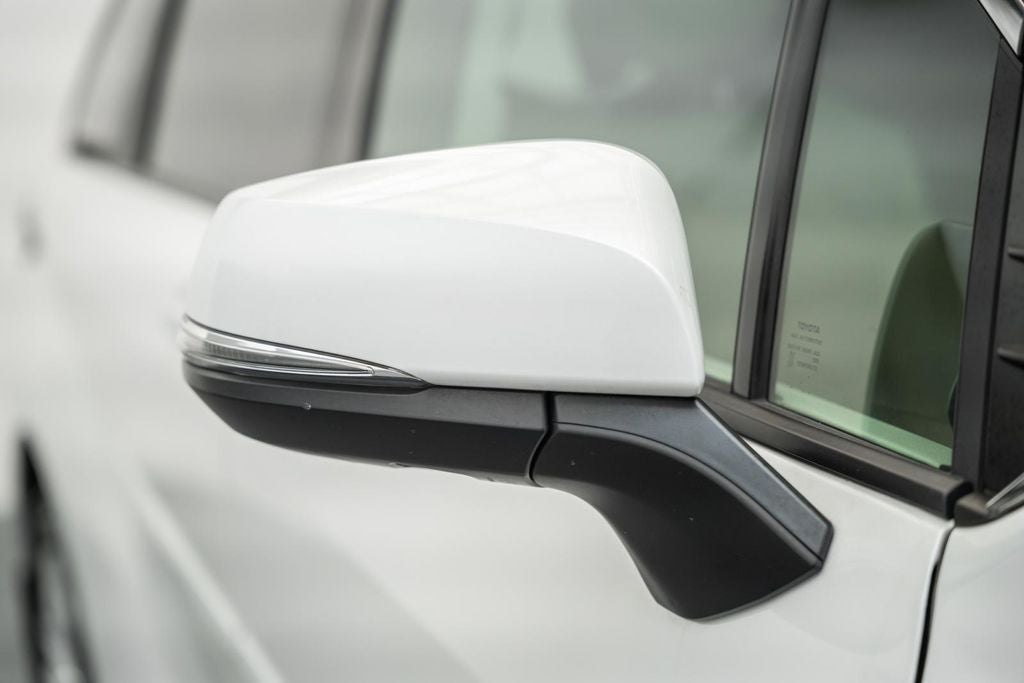 2024 Toyota Sienna Limited 7 Passenger