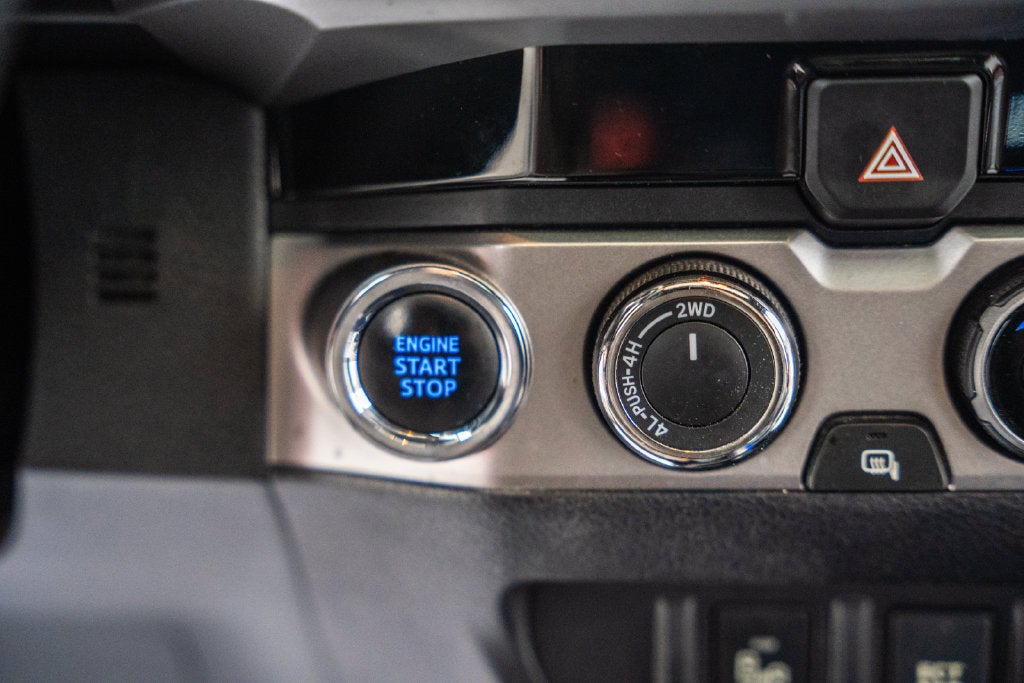 2016 Toyota Tacoma Limited V6