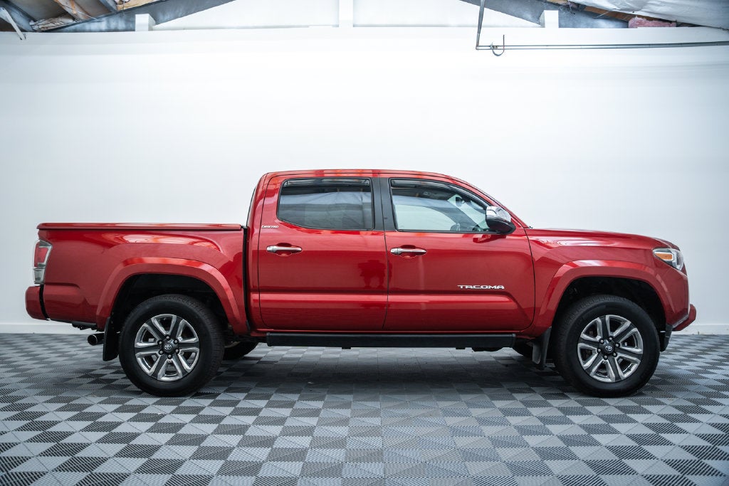 2016 Toyota Tacoma Limited V6