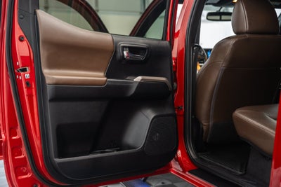 2016 Toyota Tacoma Limited V6