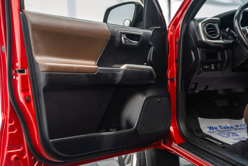 2016 Toyota Tacoma Limited V6