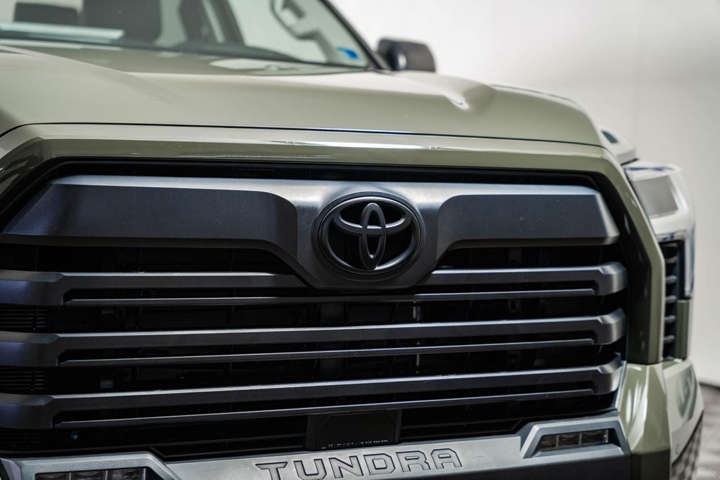 2023 Toyota Tundra SR5 w/ Premium Pack