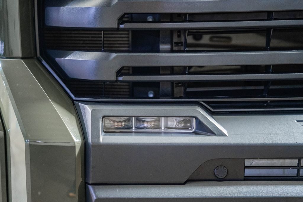 2023 Toyota Tundra SR5 w/ Premium Pack