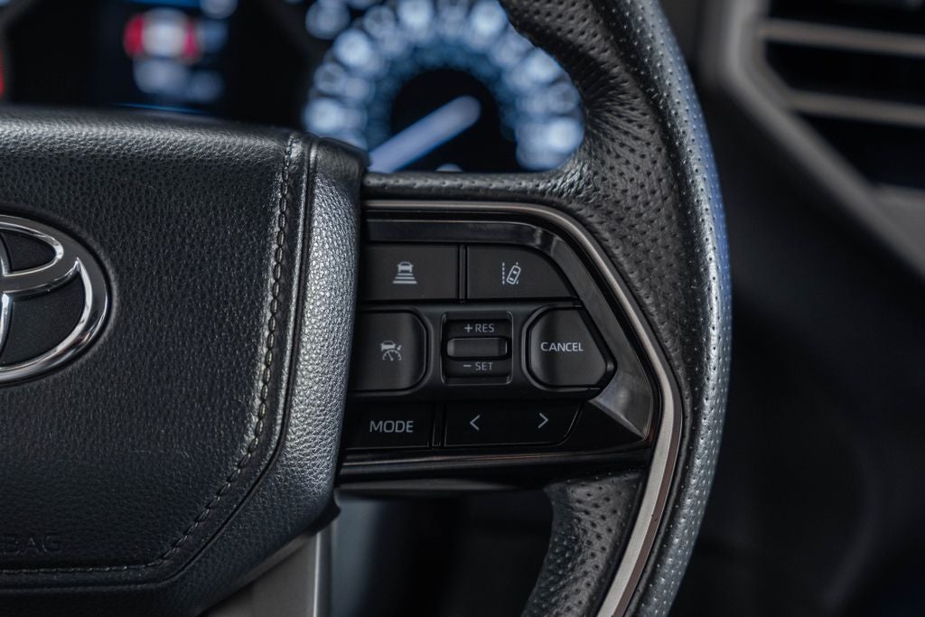 2023 Toyota Tundra SR5 w/ Premium Pack