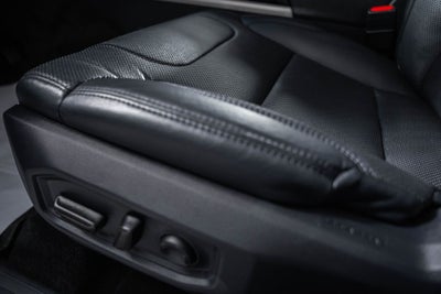 2023 Toyota Tundra SR5 w/ Premium Pack