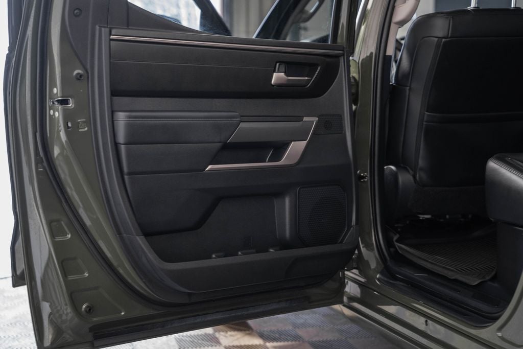 2023 Toyota Tundra SR5 w/ Premium Pack