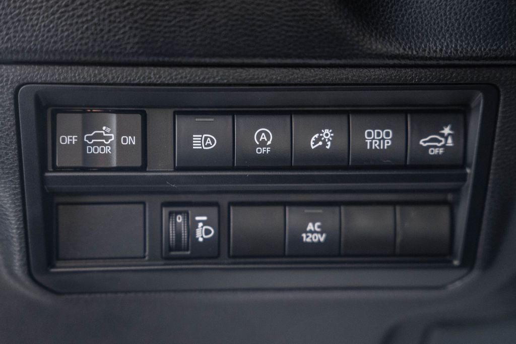 2023 Toyota Tundra SR5 w/ Premium Pack