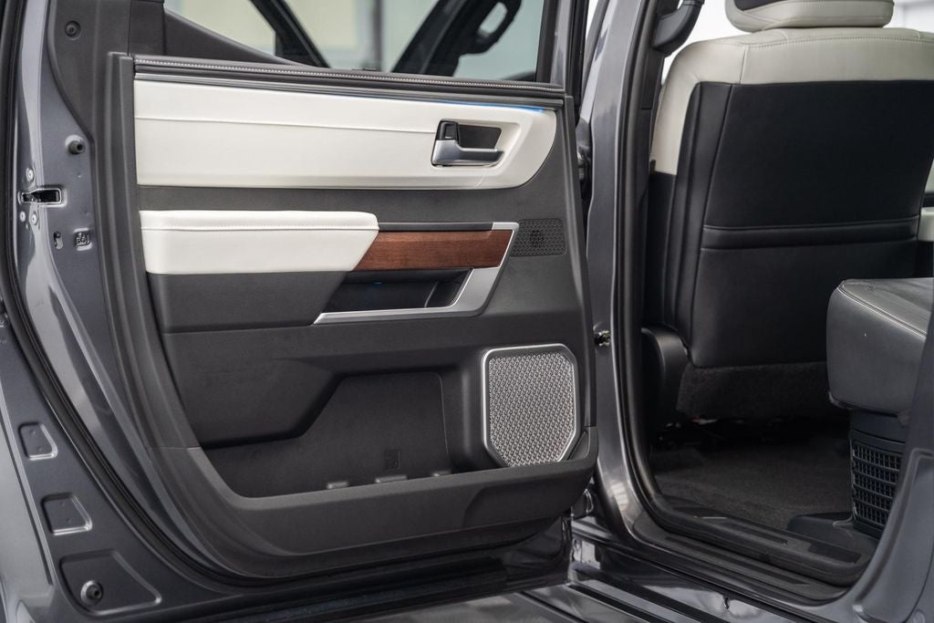 2024 Toyota Tundra Hybrid Capstone
