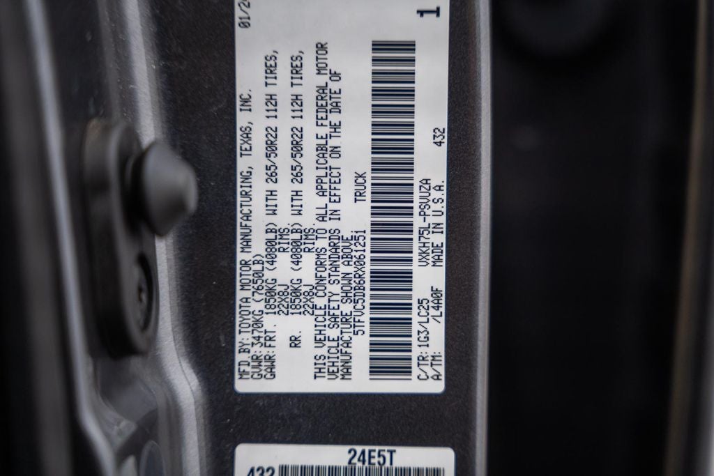 2024 Toyota Tundra Hybrid Capstone