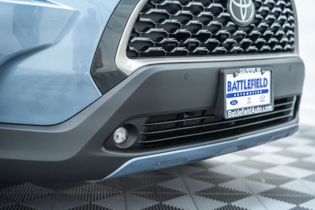 2024 Toyota Corolla Cross XLE
