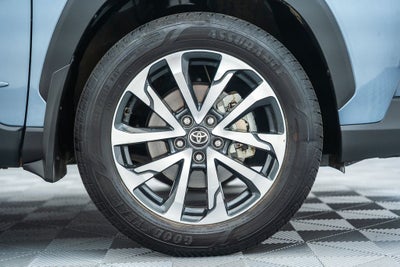2024 Toyota Corolla Cross XLE