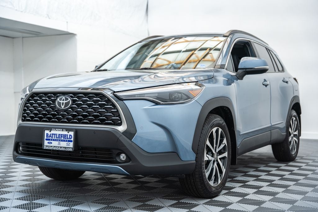 2024 Toyota Corolla Cross XLE