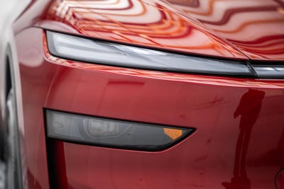 2026 Tesla Model Y Premium LONG RANGE