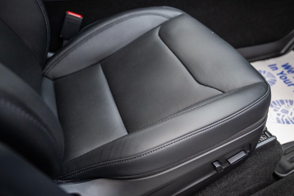 2026 Tesla Model Y Premium LONG RANGE