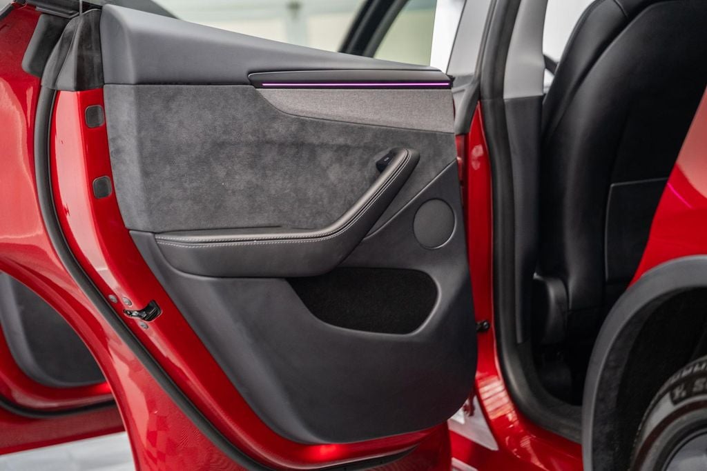 2026 Tesla Model Y Premium LONG RANGE