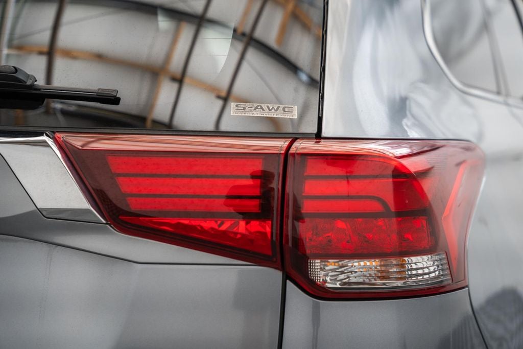 2020 Mitsubishi Outlander SEL