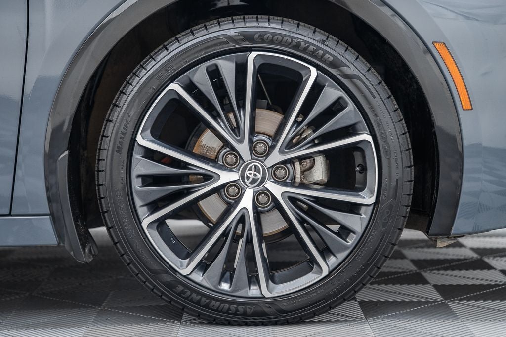 2023 Toyota Prius XLE
