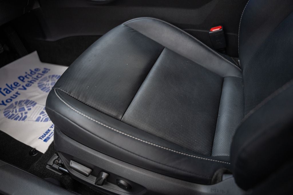 2023 Toyota Prius XLE