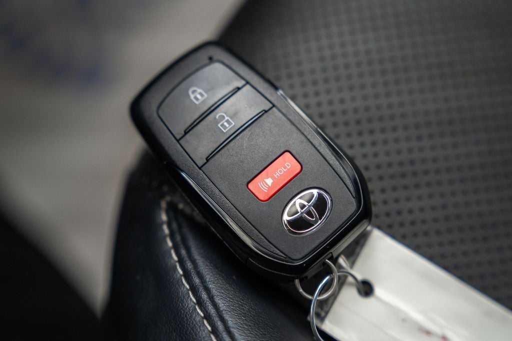 2023 Toyota Prius XLE