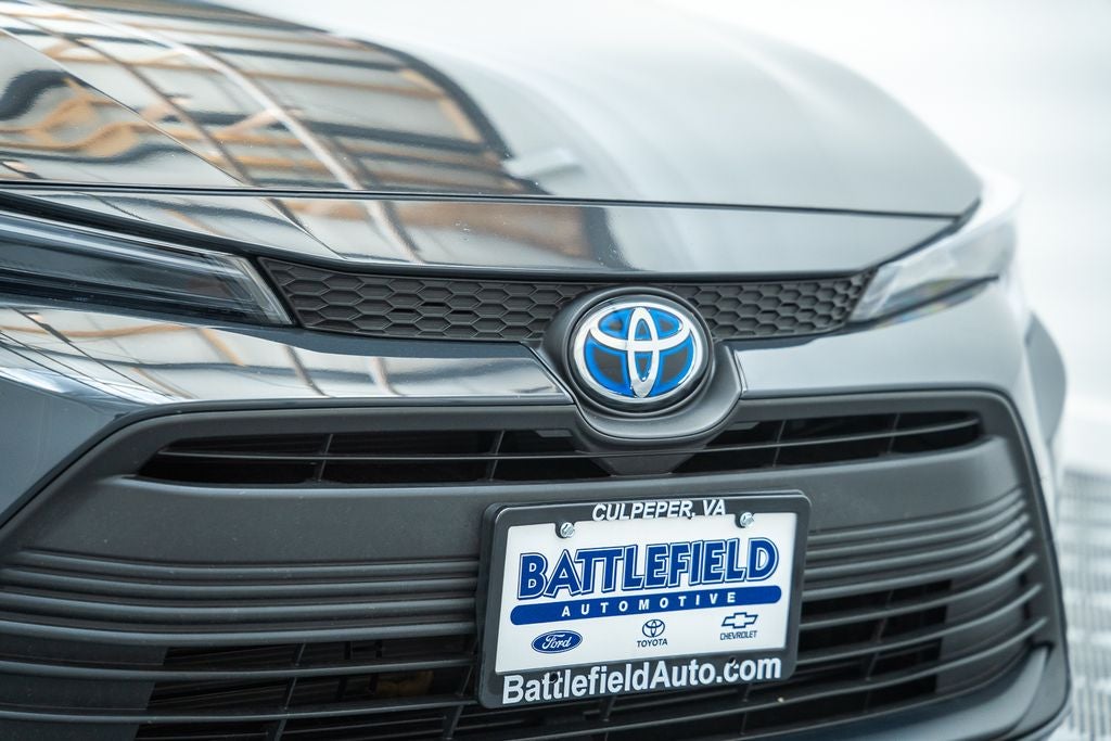 2025 Toyota Corolla Hybrid LE