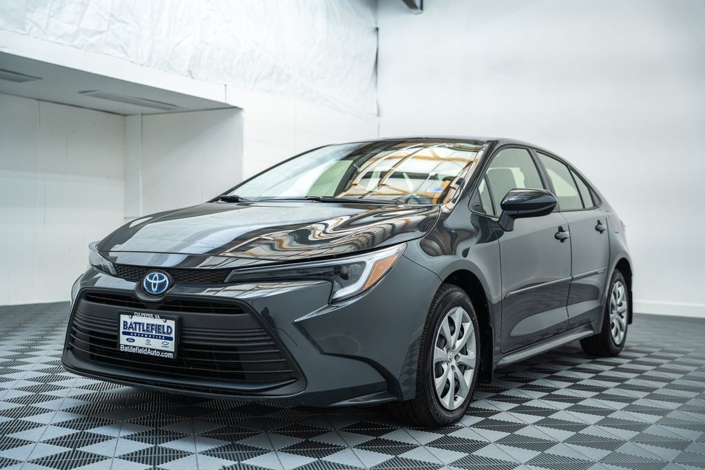 2025 Toyota Corolla Hybrid LE