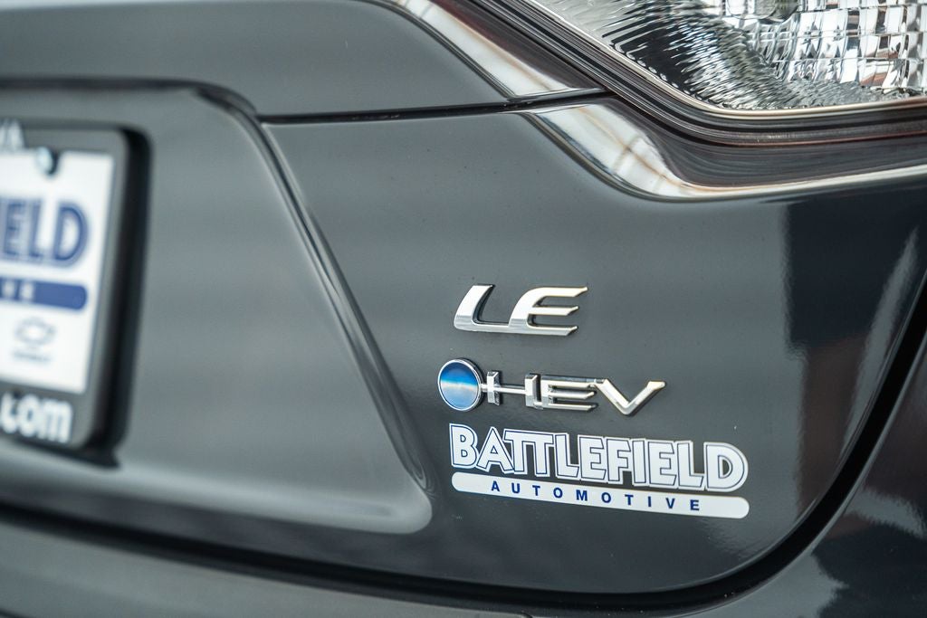 2025 Toyota Corolla Hybrid LE