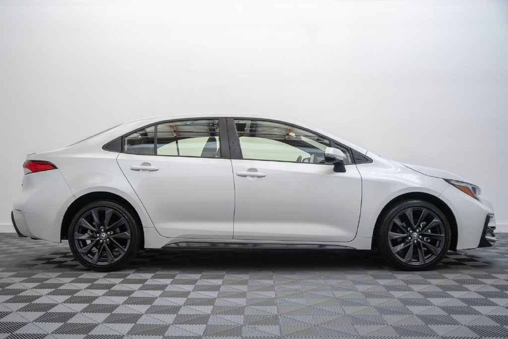 2024 Toyota Corolla Hybrid SE
