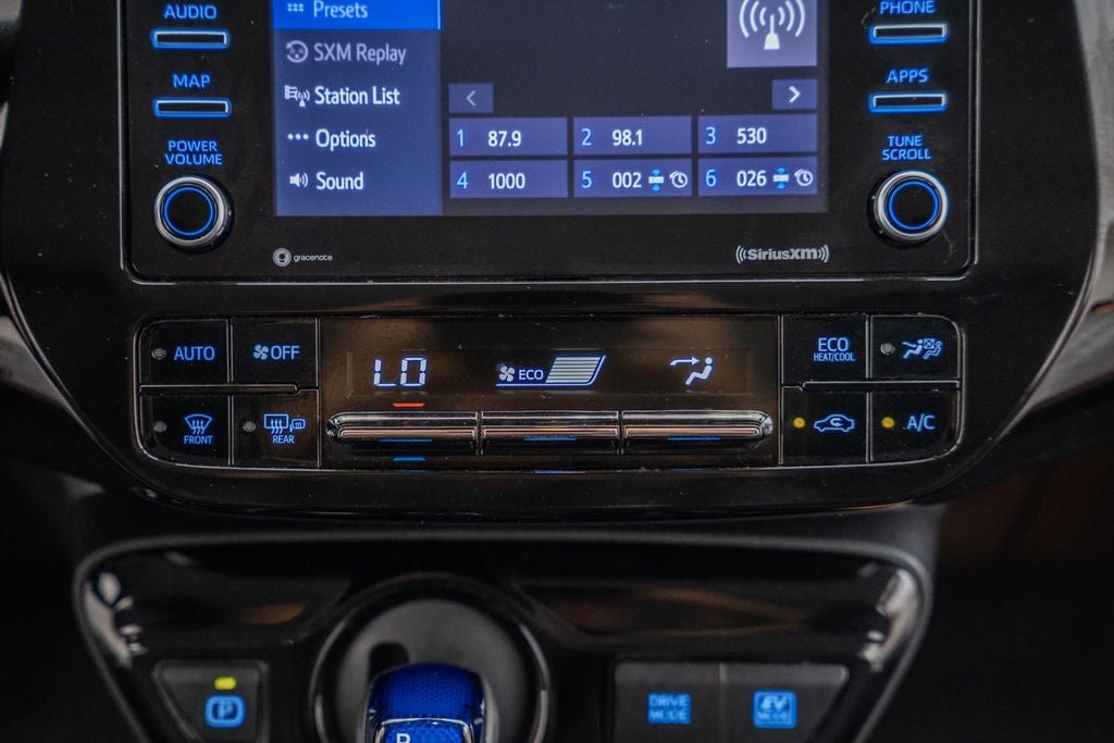 2022 Toyota Prius XLE