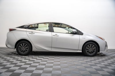2016 Toyota Prius Two