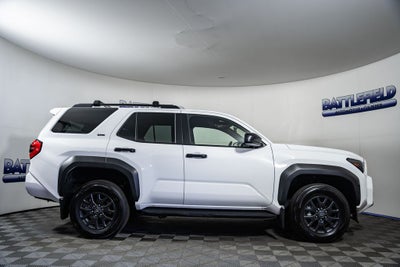 2025 Toyota 4Runner SR5 w/ 3rd Row