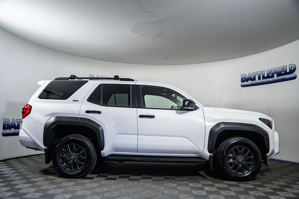 2025 Toyota 4Runner SR5 w/ 3rd Row