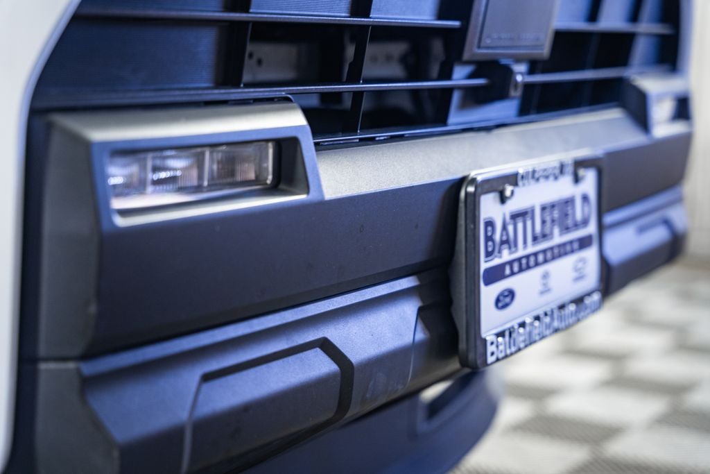 2025 Toyota 4Runner SR5 w/ 3rd Row