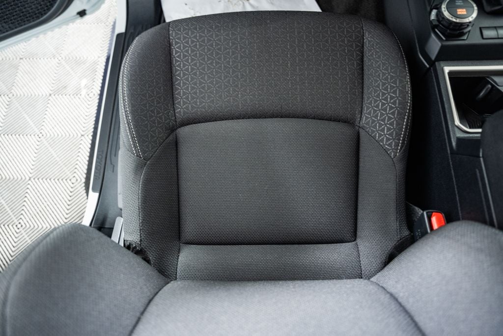 2025 Toyota 4Runner SR5 w/ 3rd Row