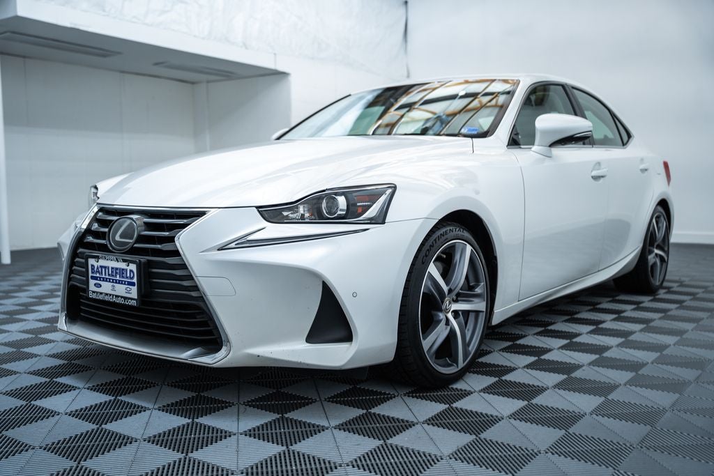 2020 Lexus IS 300
