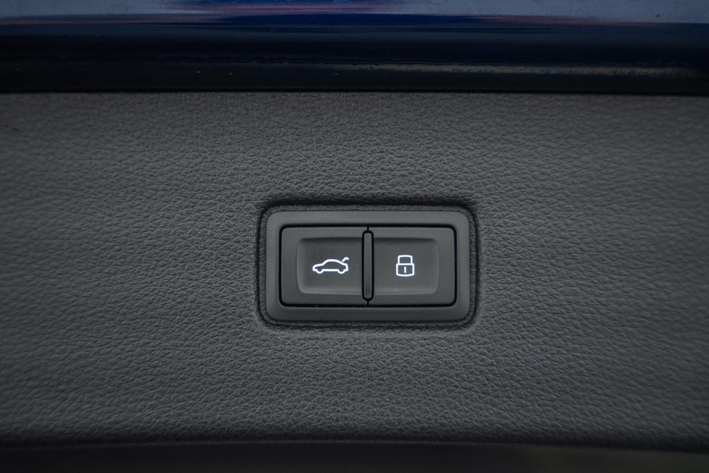 2022 Audi Q7 55 Premium Plus quattro