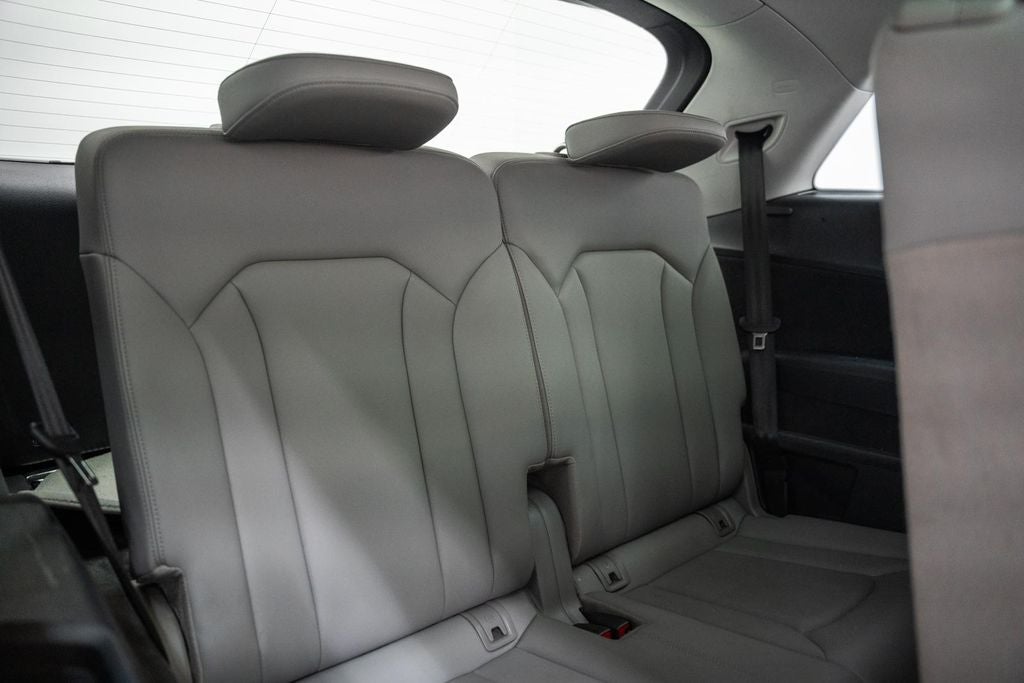 2022 Audi Q7 55 Premium Plus quattro