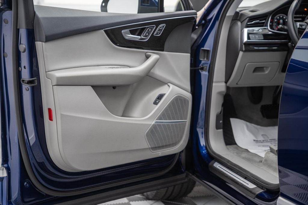 2022 Audi Q7 55 Premium Plus quattro