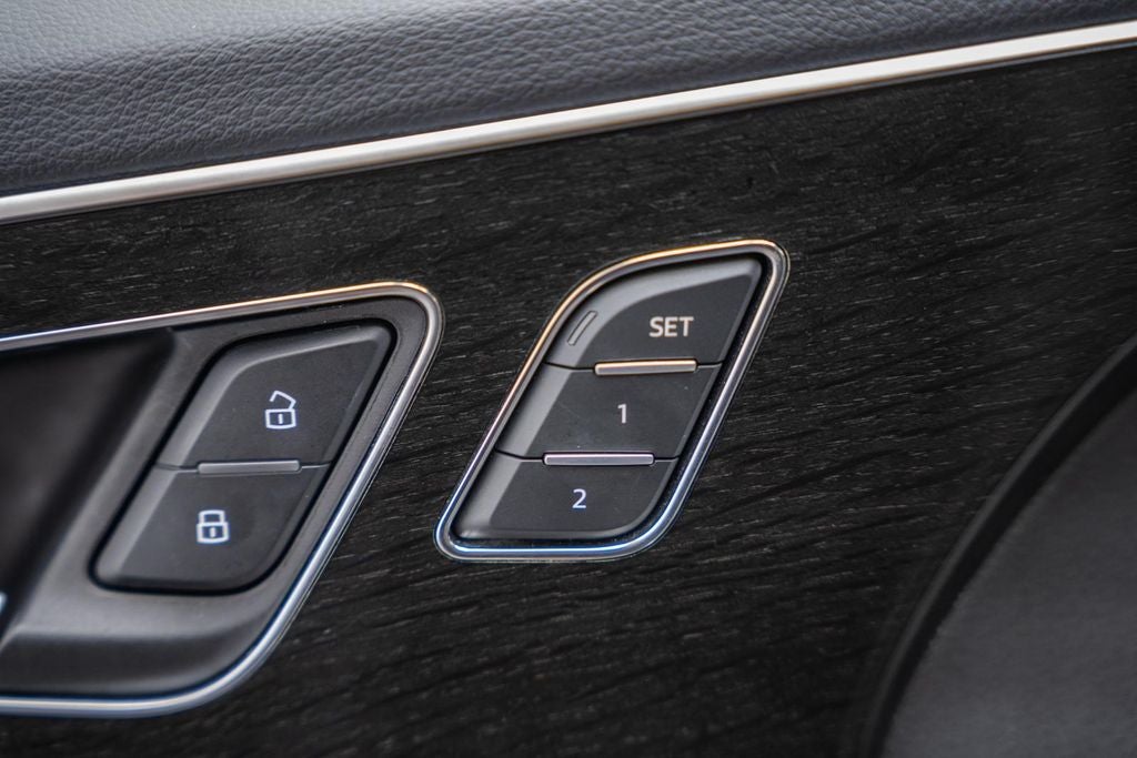 2022 Audi Q7 55 Premium Plus quattro
