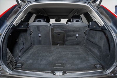 2022 Volvo XC60 B6 Inscription