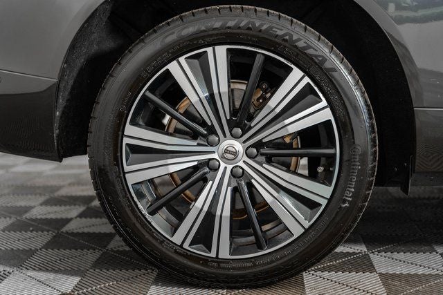 2022 Volvo XC60 B6 Inscription