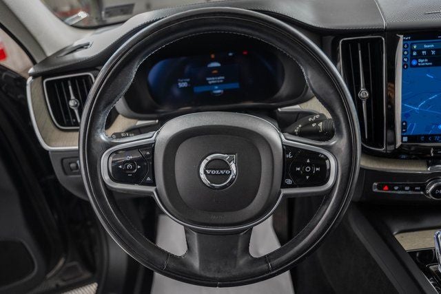 2022 Volvo XC60 B6 Inscription