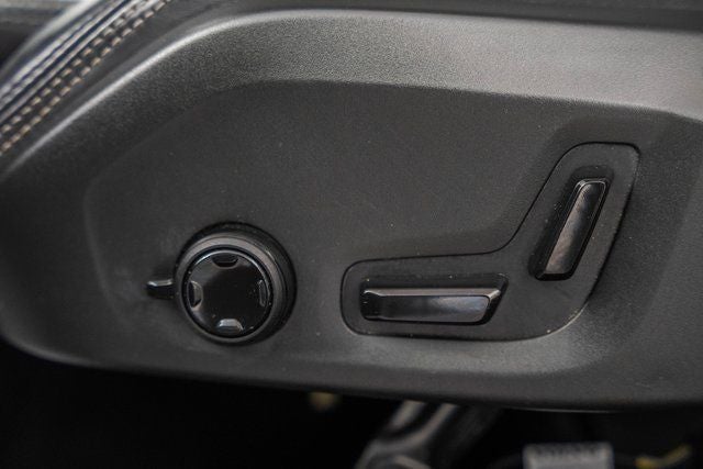 2022 Volvo XC60 B6 Inscription