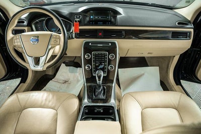 2016 Volvo XC70 T5 Platinum