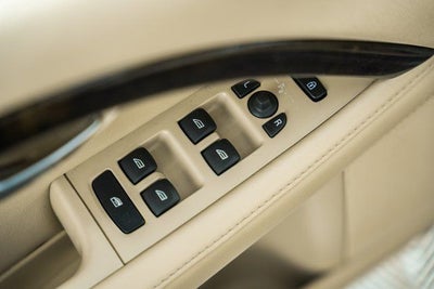 2016 Volvo XC70 T5 Platinum