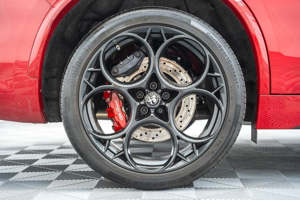 2023 Alfa Romeo Stelvio Quadrifoglio