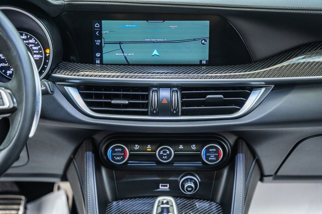 2023 Alfa Romeo Stelvio Quadrifoglio