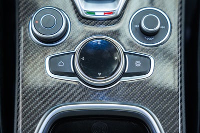 2023 Alfa Romeo Stelvio Quadrifoglio