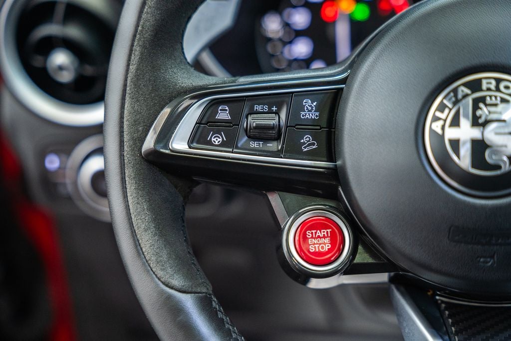 2023 Alfa Romeo Stelvio Quadrifoglio