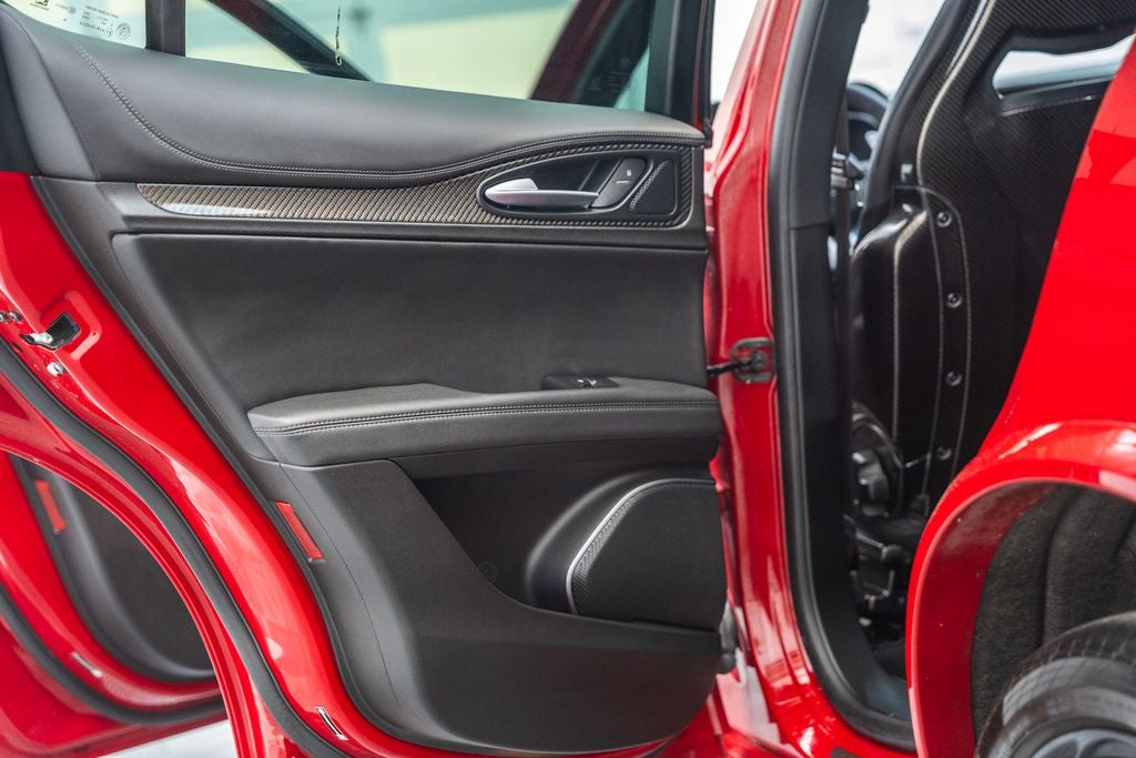 2023 Alfa Romeo Stelvio Quadrifoglio