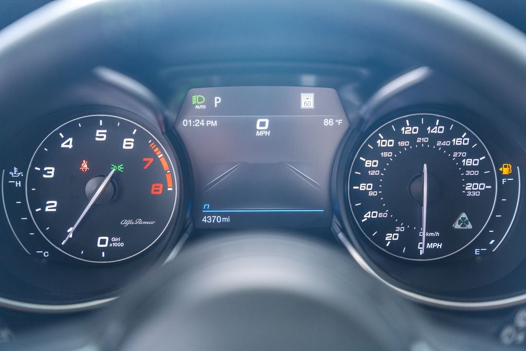 2023 Alfa Romeo Stelvio Quadrifoglio
